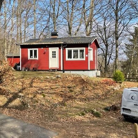 Totalrenoverad Liten Stuga Tjornarp 外观 照片